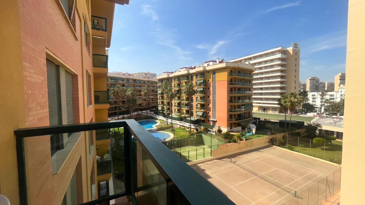 Primera Linea Playa , Front Line Beach Торремолінос Екстер'єр фото