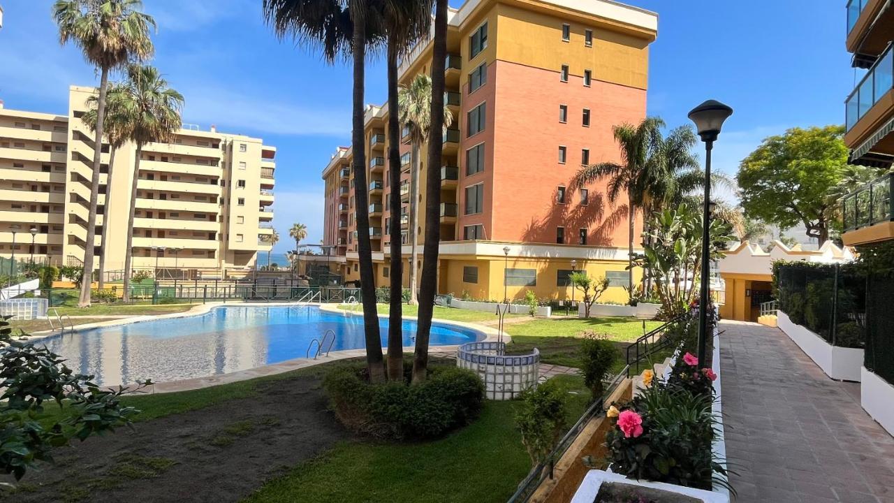 Primera Linea Playa , Front Line Beach Торремолінос Екстер'єр фото