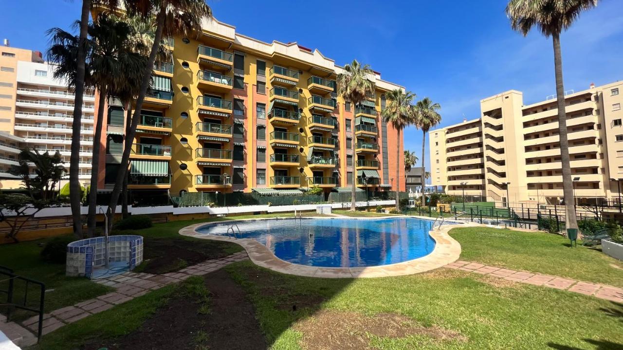 Primera Linea Playa , Front Line Beach Торремолінос Екстер'єр фото